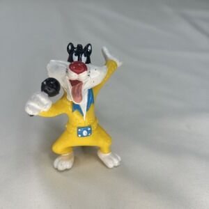 Vintage Sylvester Cat PVC Figure 1994 Warner Bros Elvis Style Singing Macau